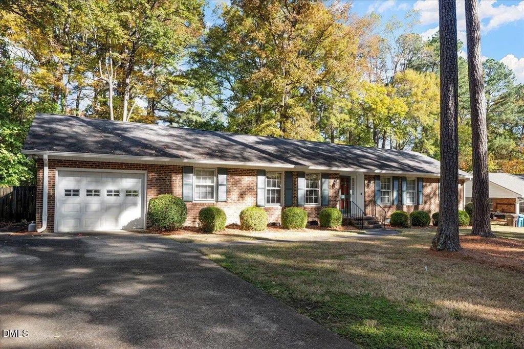 4408 Cheshire Court, Durham