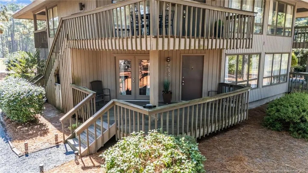 233 Foxkroft Drive, Jackson Springs