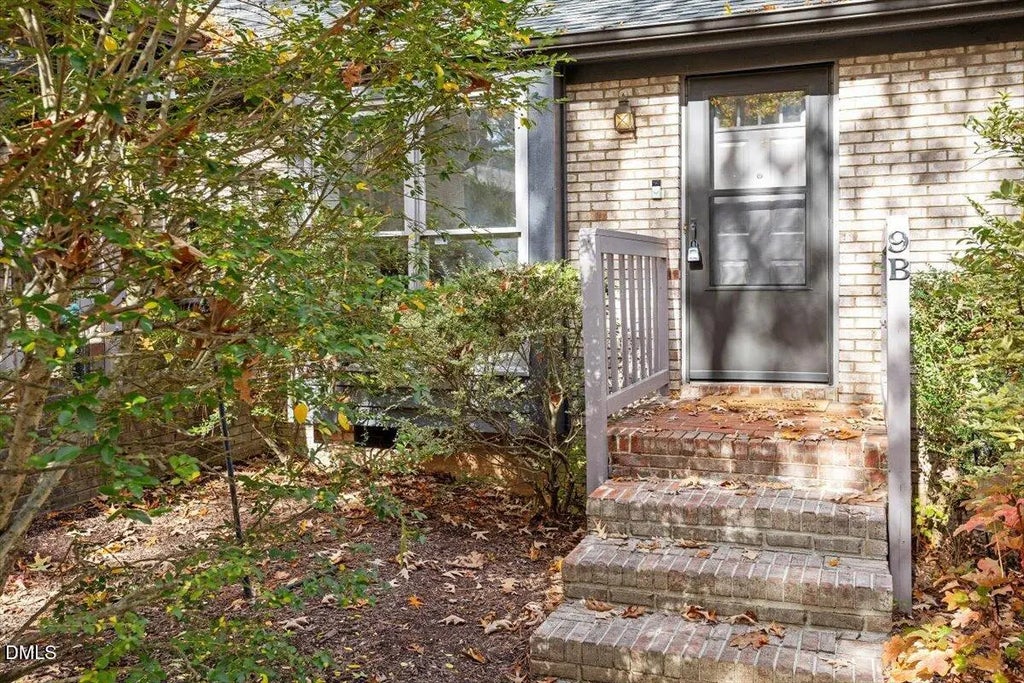 500 W Woodcroft Parkway 9b, Durham