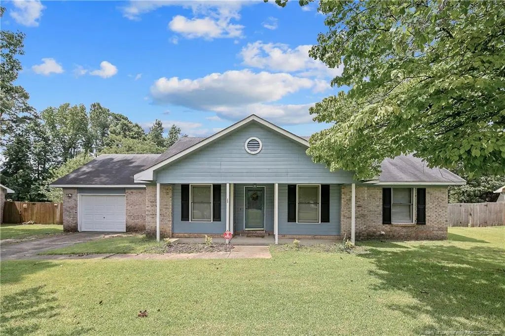 419 Woodberry Circle, Raeford