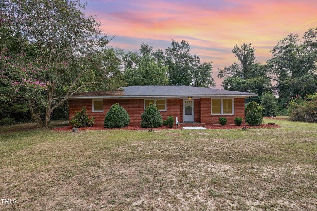 141 Clydes Lane, Goldsboro