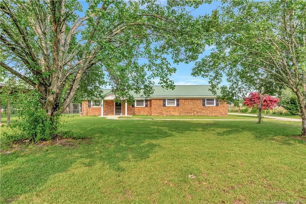 2567 Alamac Road, Lumberton