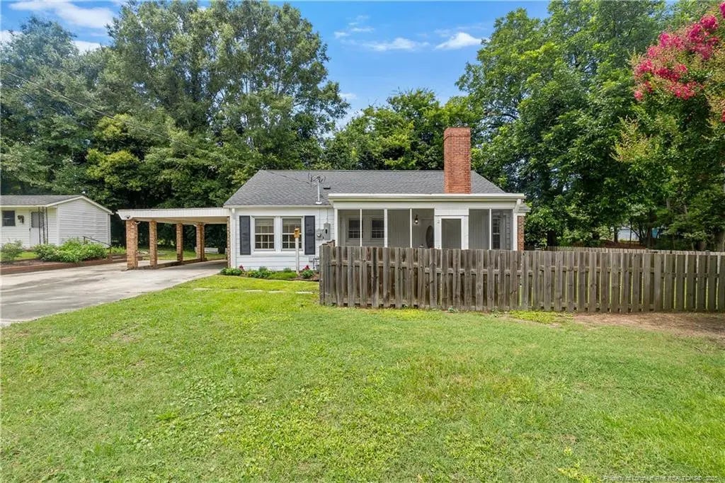 401 W Mcneill Street, Lillington