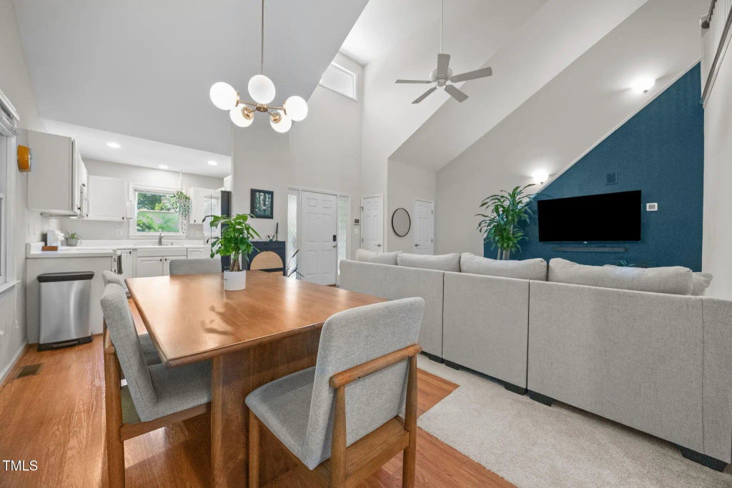 305 Mcgregor Drive Unit B, Chapel Hill