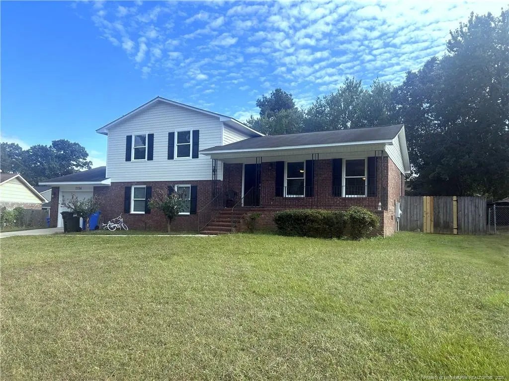 7726 Temperance Drive, Fayetteville