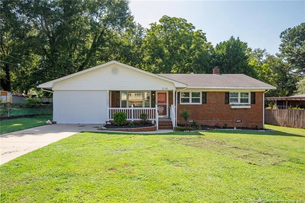 2136 Buckhorn Road, Fayetteville