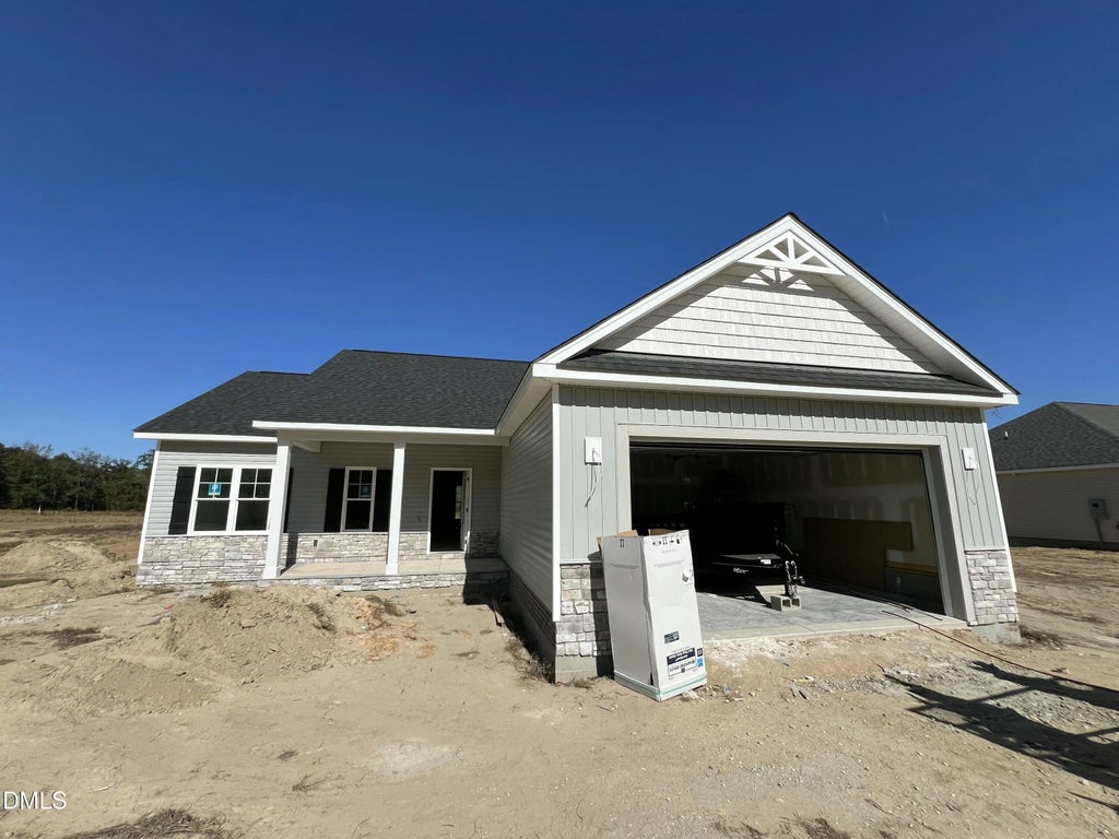 305 Creeks Edge Drive, Pikeville