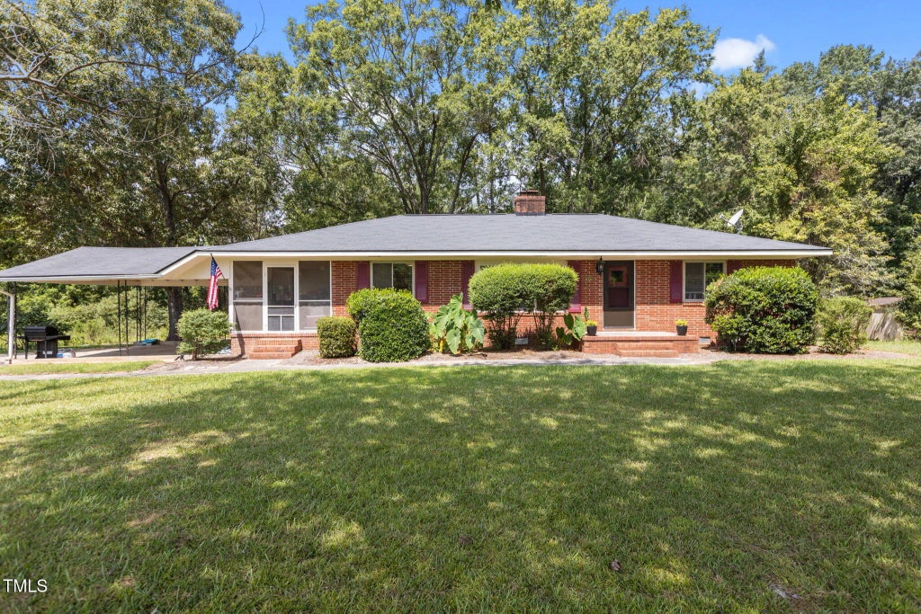 110 Granny's Acres, Durham