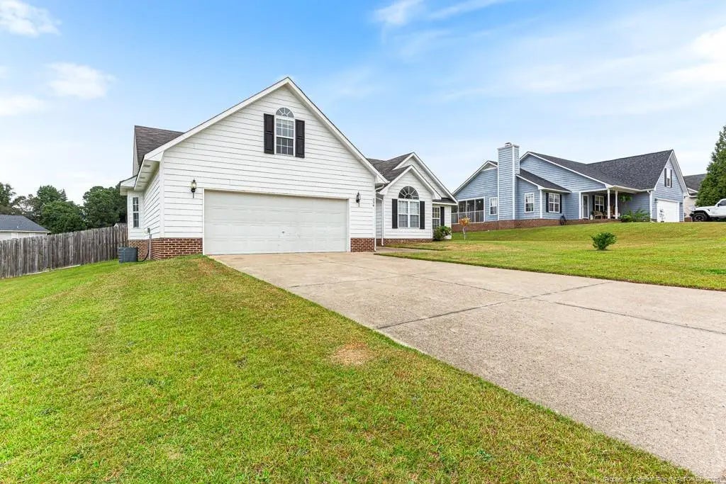 234 Walden Green Drive, Raeford