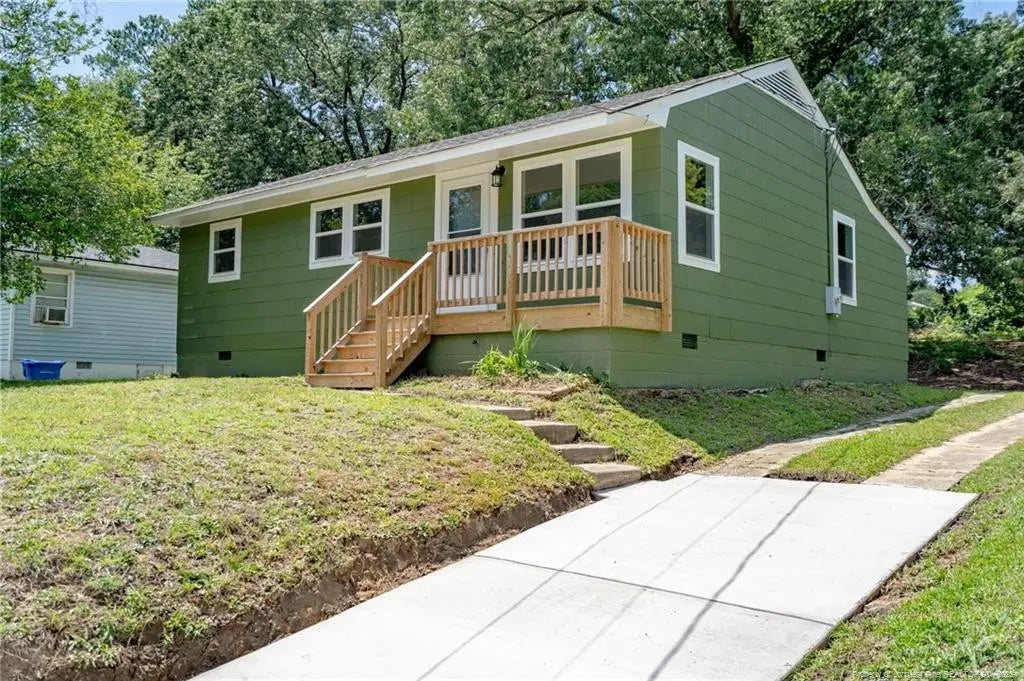 936 Fleetwood Drive, Fayetteville