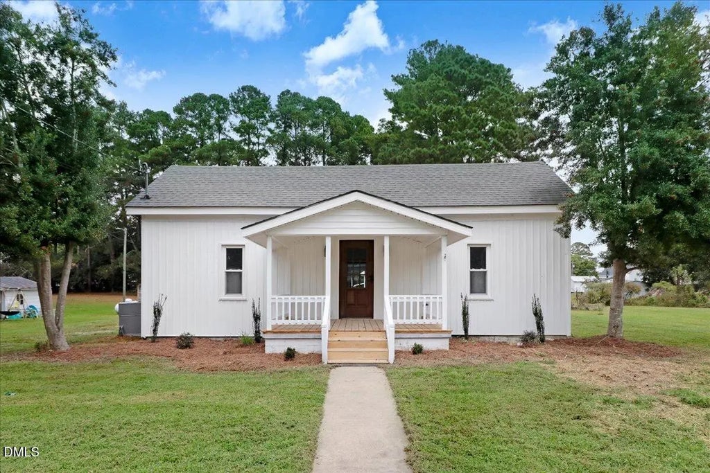 205 E Carolina Street, Fremont