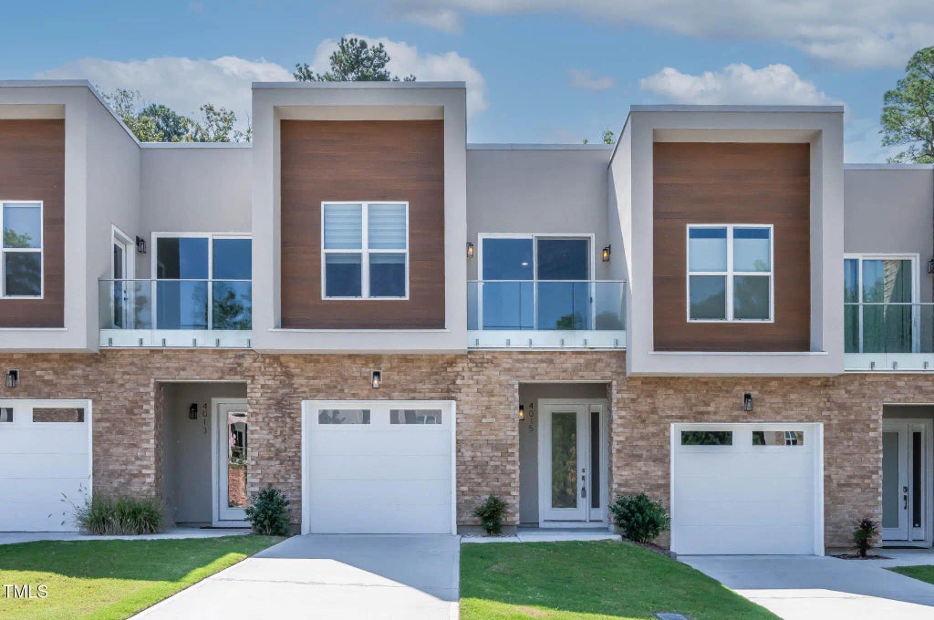 4015 Southpoint Lndg Way 8, Durham