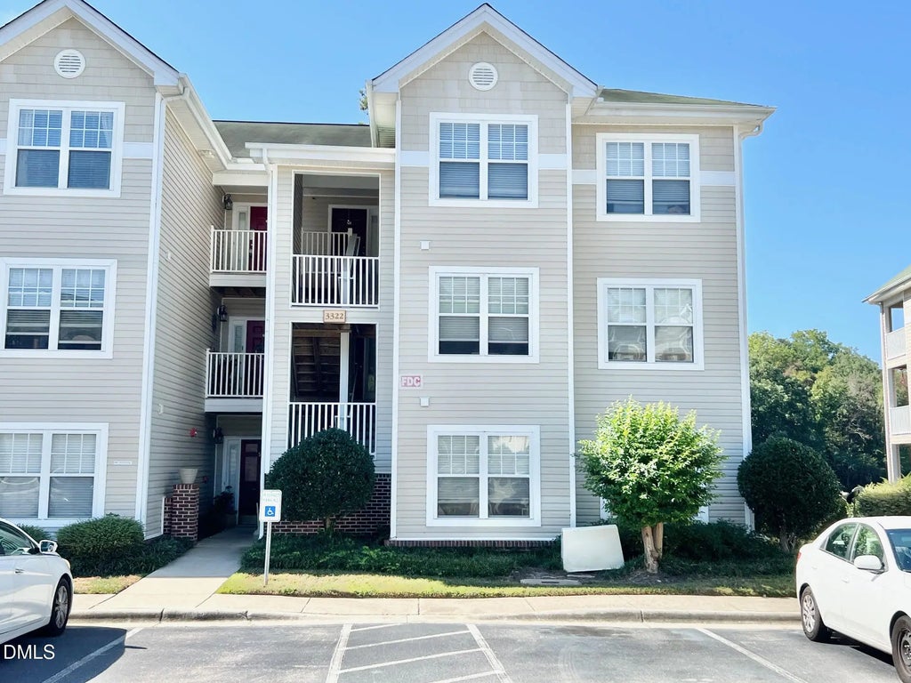 3322 Harbour Point Place #6, Fayetteville