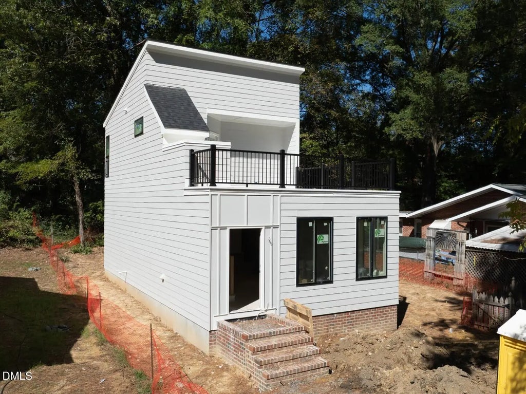 2820 Nation Avenue, Durham