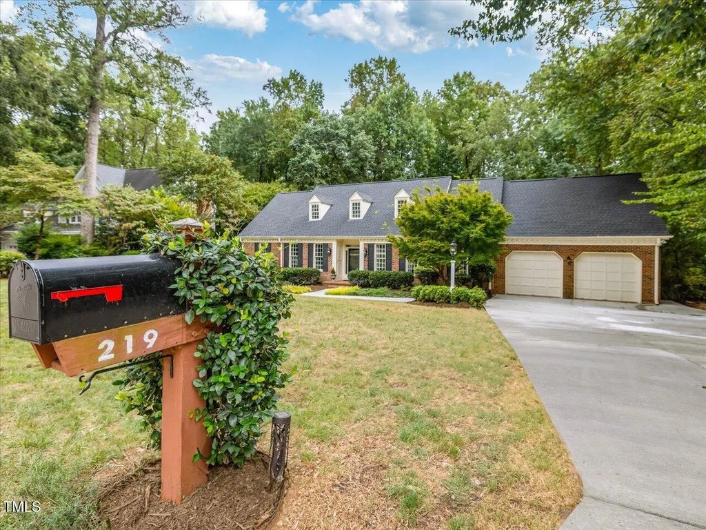 219 Lochside Drive, Cary