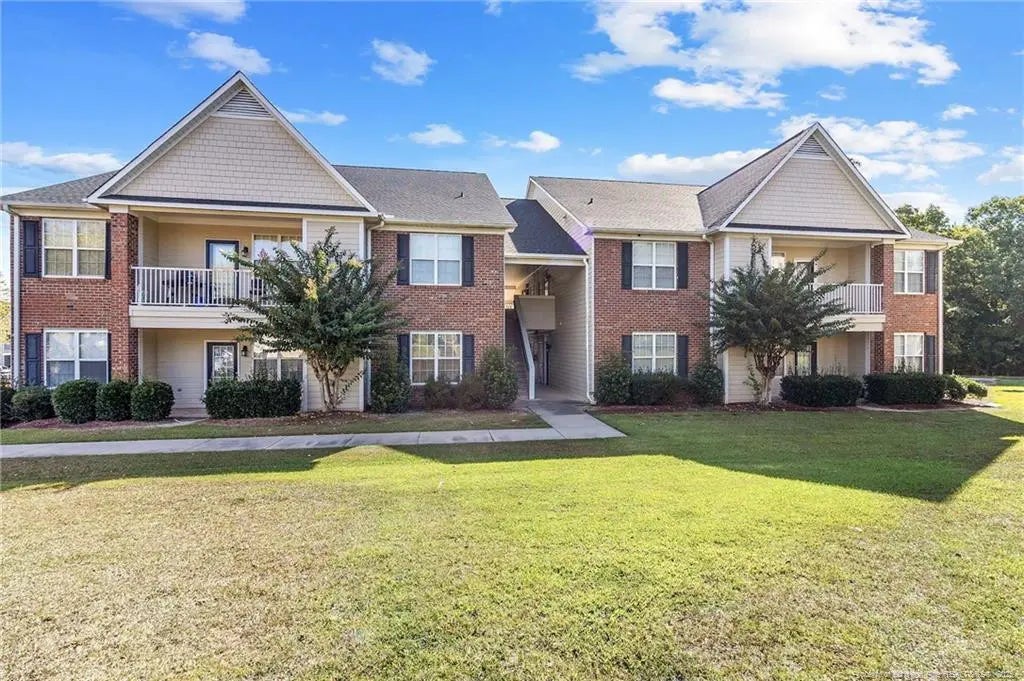 656 Brandermill Road 201, Fayetteville