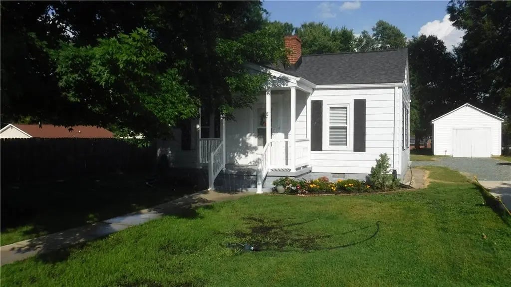 1631 Granville Street, Burlington