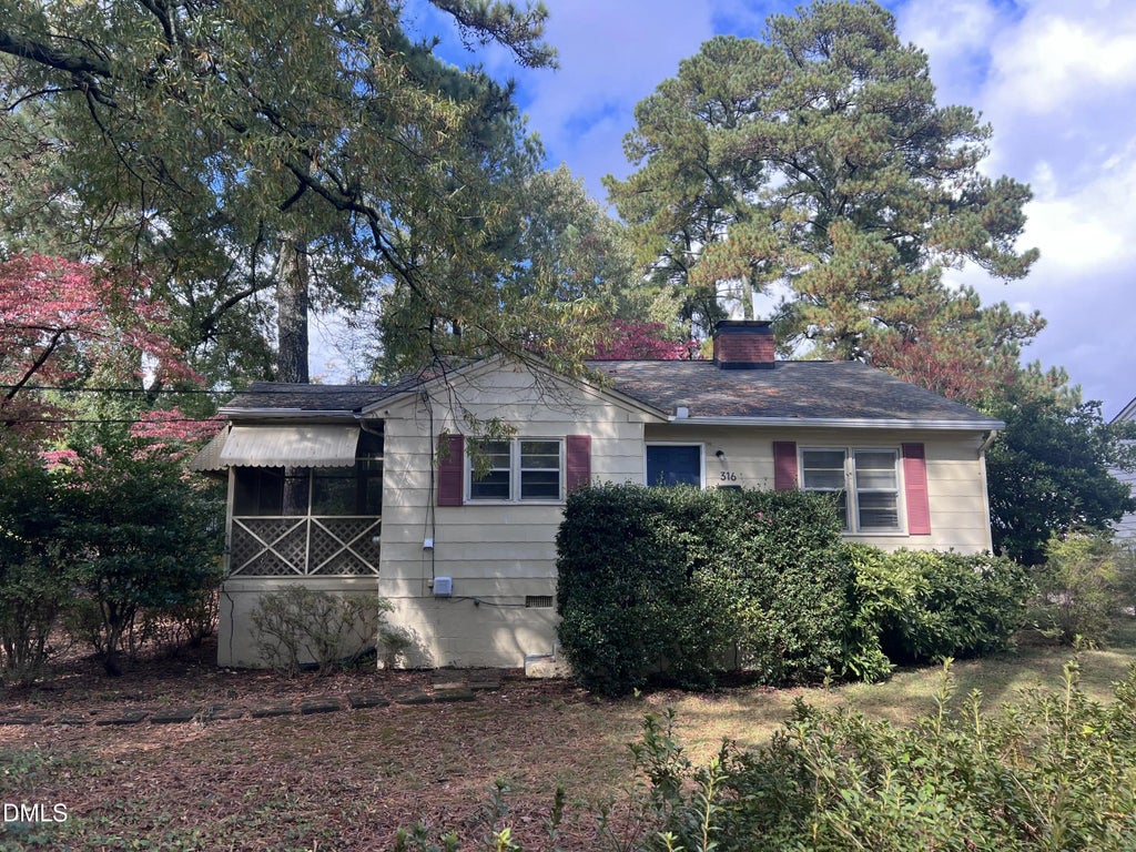 316 Williams Street, Cary