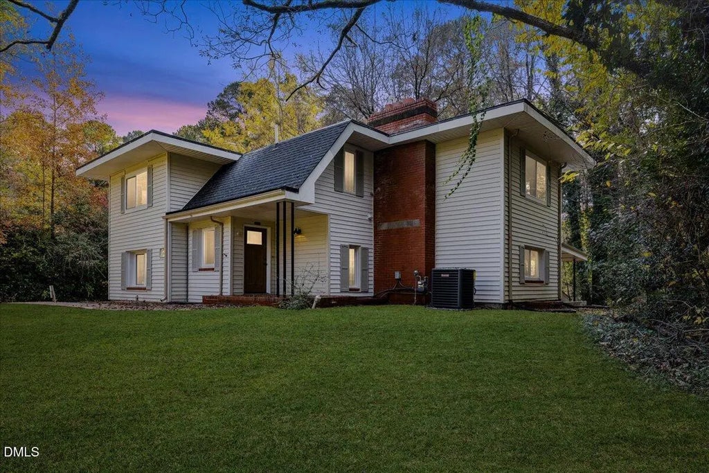 1615 Carbonton Road, Sanford