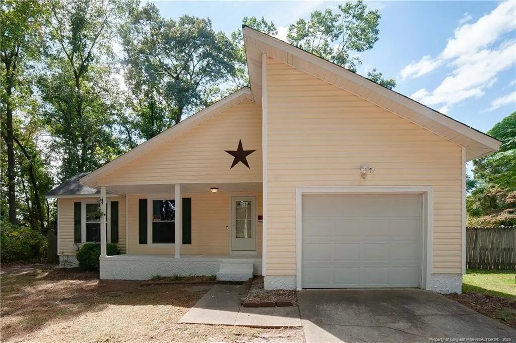 7001 Pantego Drive, Fayetteville