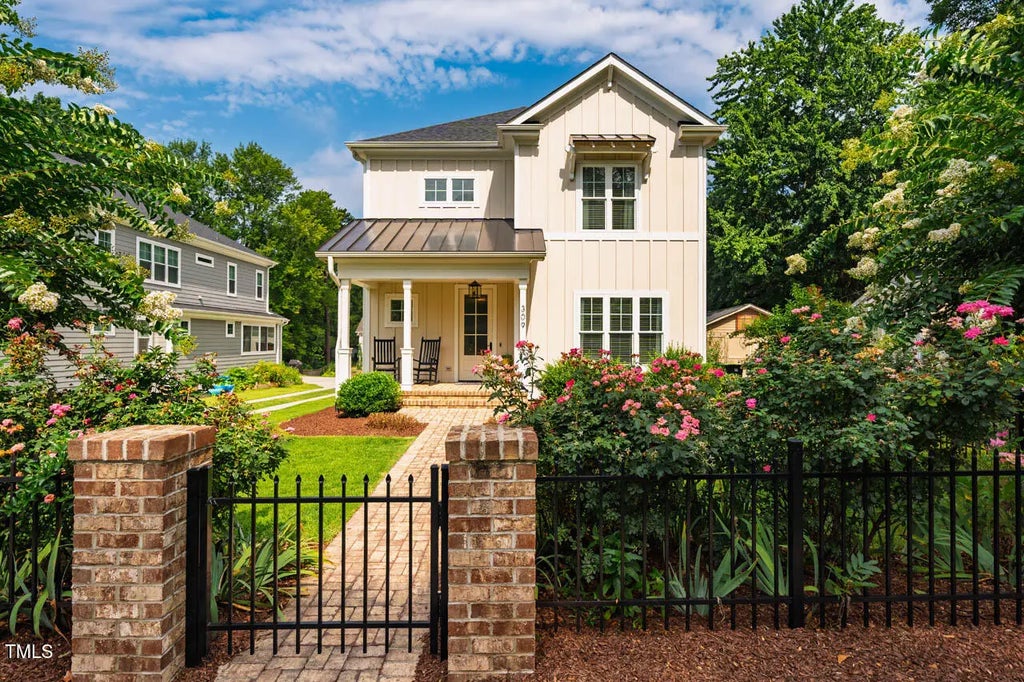 309 N Mason Street, Apex