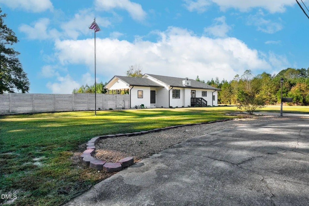 6330 E Langley Road, Elm City