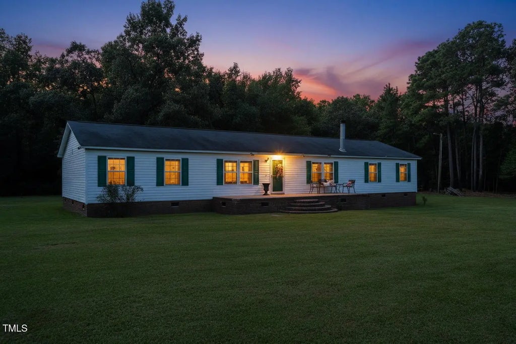 367 Water Oak Lane, Newton Grove