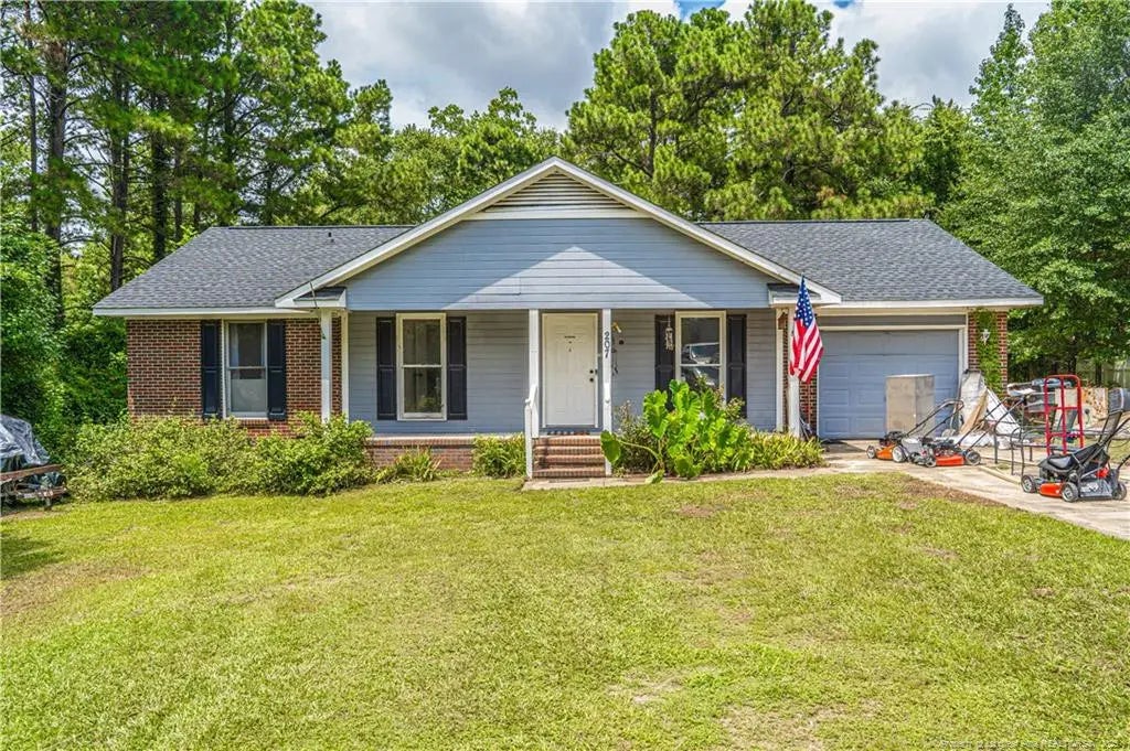 207 Whitechapel Lane, Raeford