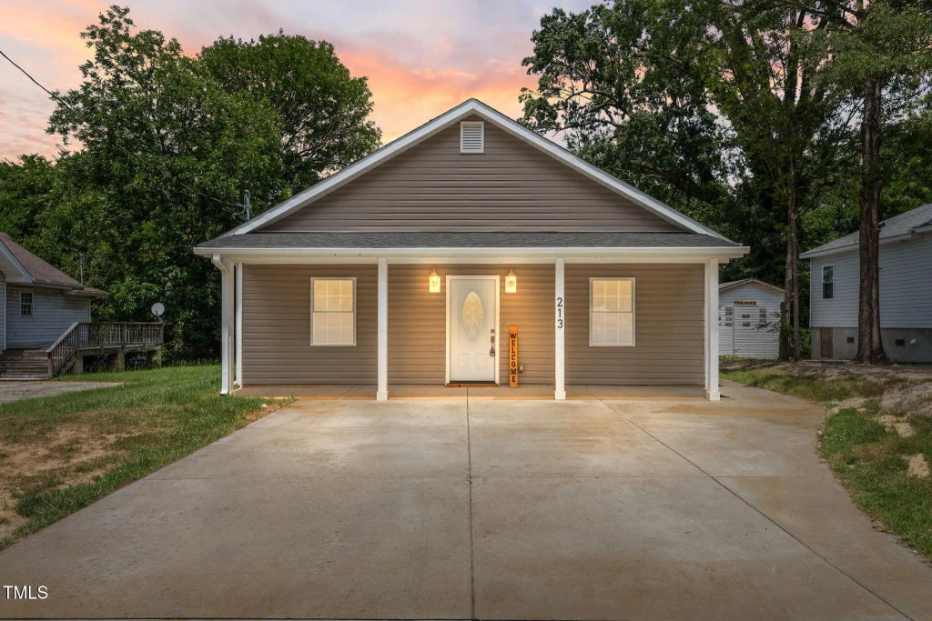 213 W Holt Street, Burlington