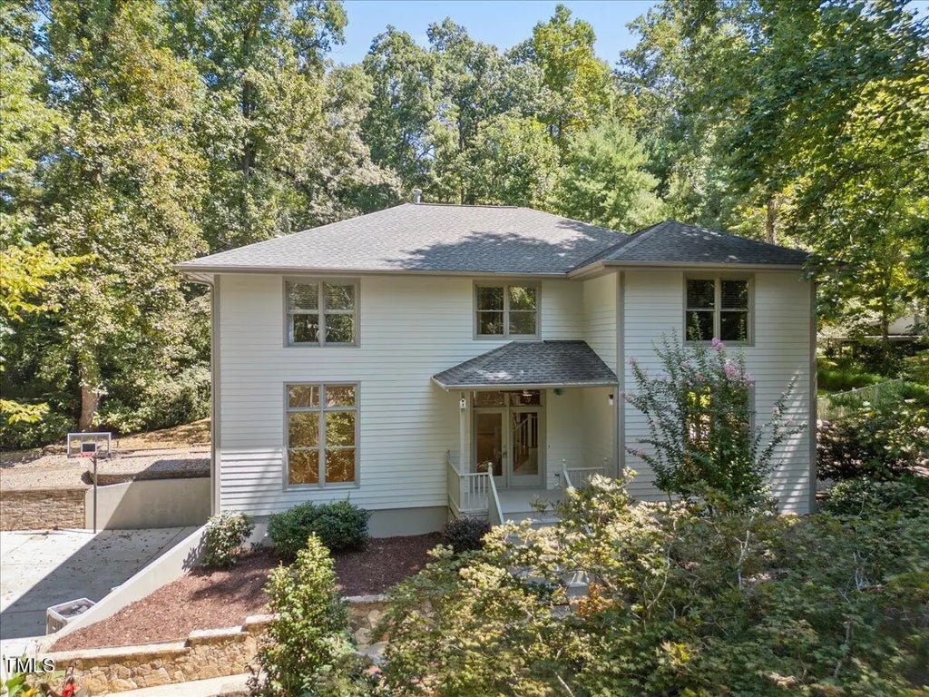 1813 Rolling Road, Chapel Hill