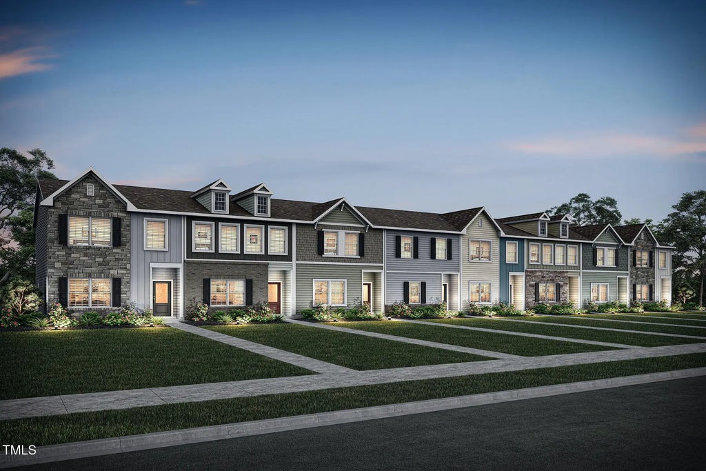 18 Seville Way, Clayton