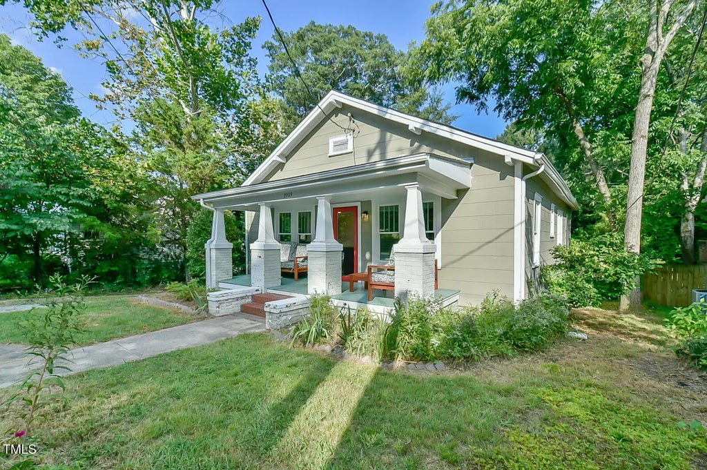 2909 Chapel Hill Road, Durham