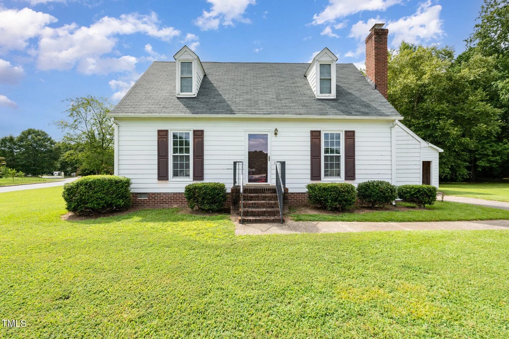 301 Pineview Drive, Zebulon