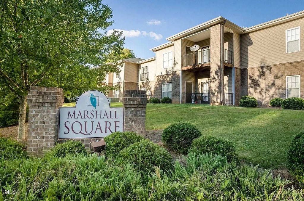 100 Thornton Court H, Greensboro