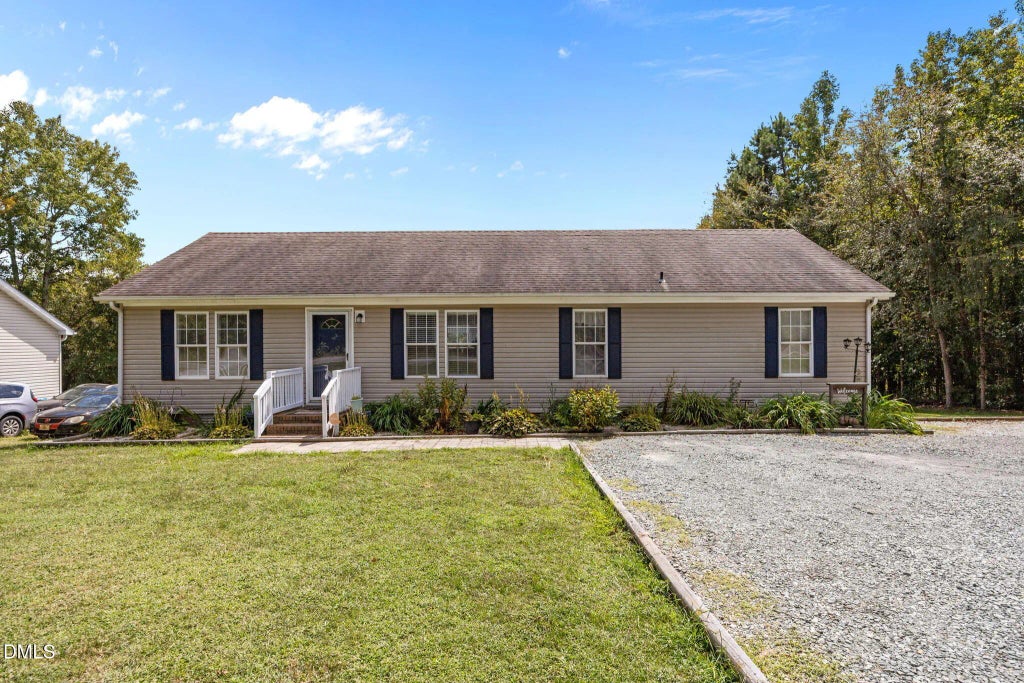 432 W Old Glencoe Road, Burlington