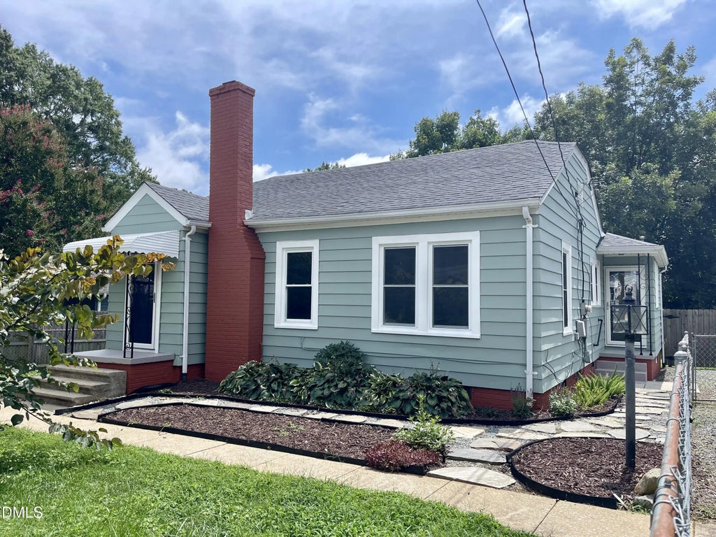 602 Providence Road, Graham