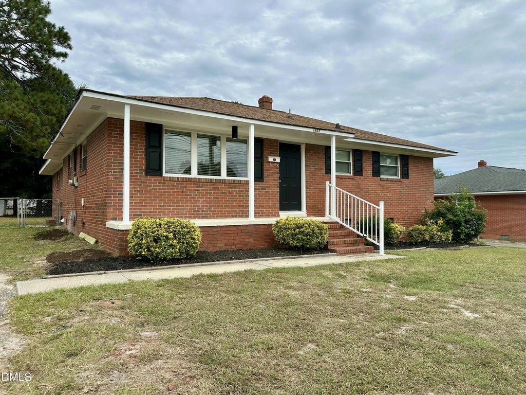 1868 Gola Drive, Fayetteville