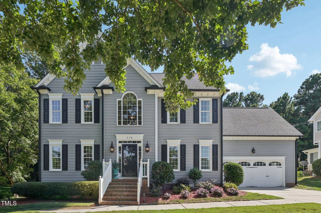 116 Dallavia Court, Morrisville