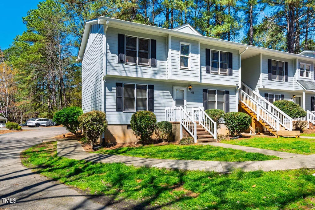 121 Westview Drive 43, Carrboro