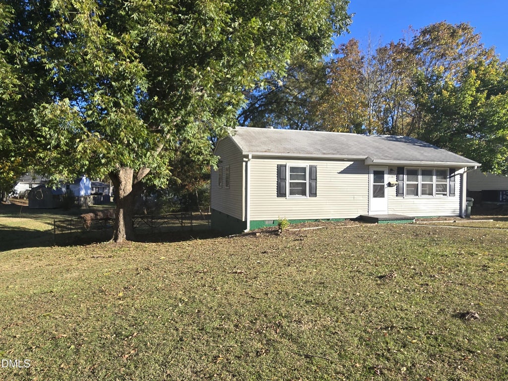 2302 Mckinney Street, Burlington