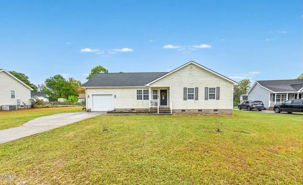 106 Dee Dee Place, Goldsboro
