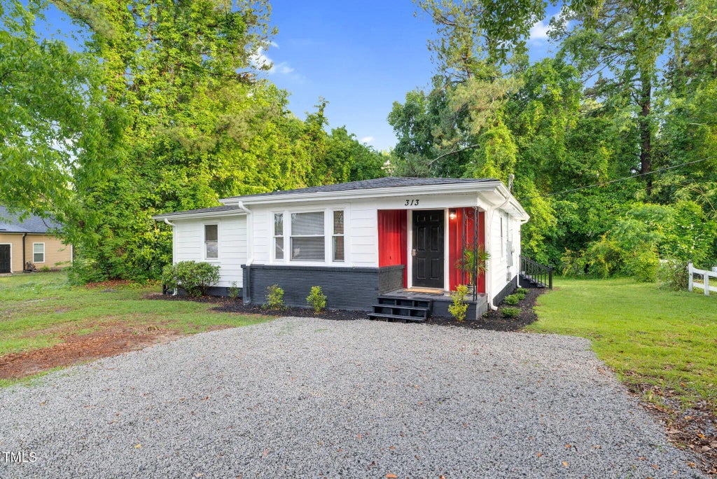 313 W Church Street, Angier