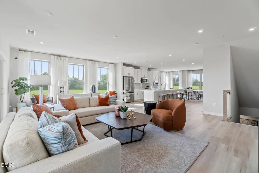 1250 Coach Station Alley 201, Raleigh