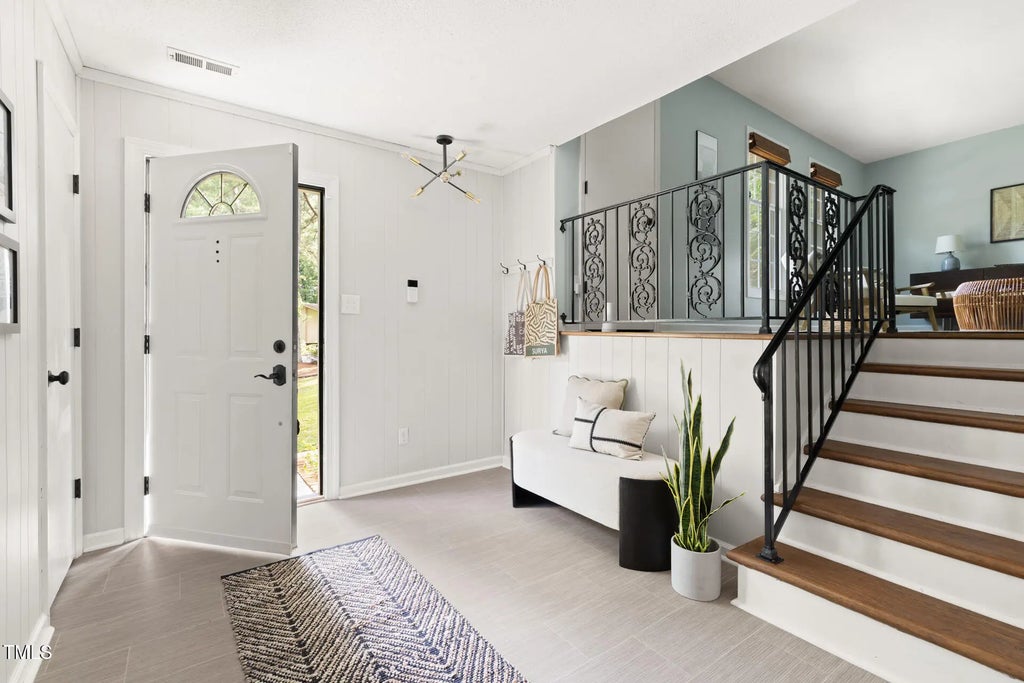 1100 Stonehedge Avenue, Durham