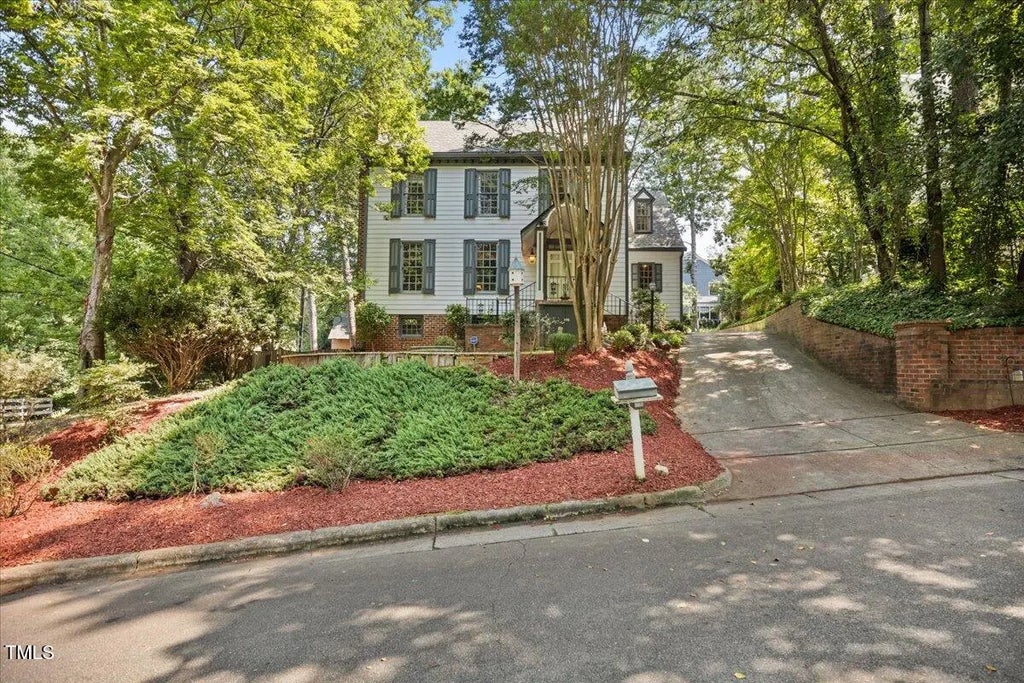 2124 Fallon Oaks Court, Raleigh