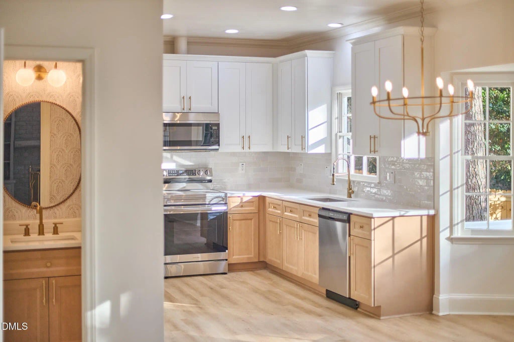 5721 Timber Ridge Drive, Raleigh