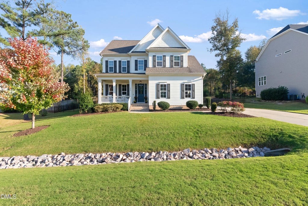 629 Meyers Place Lane, Holly Springs