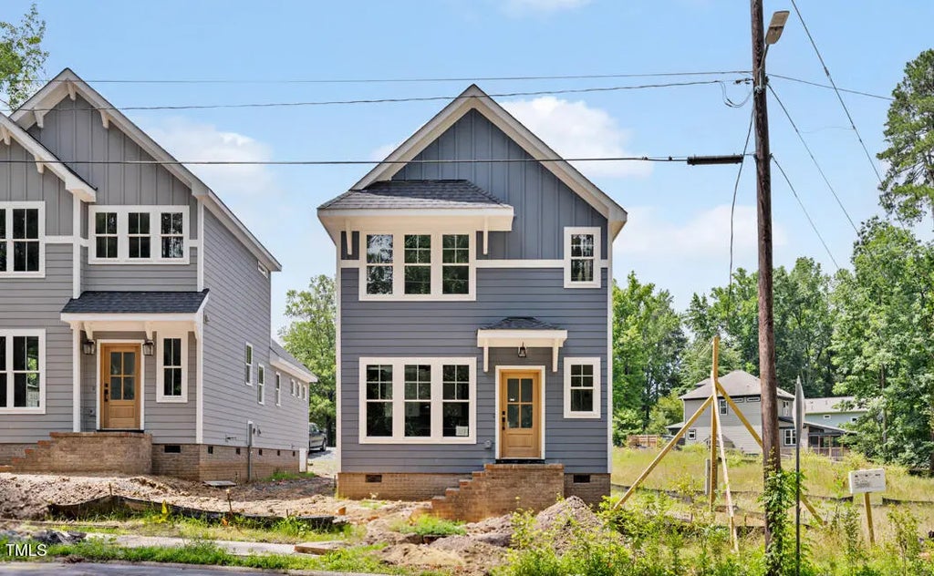 317 W Murray Avenue, Durham