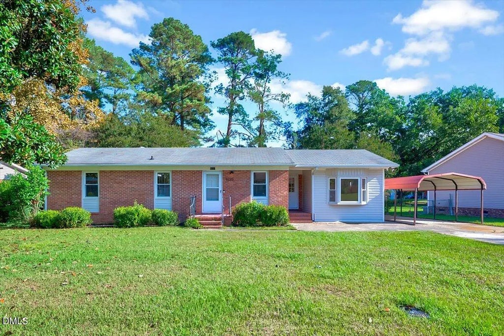 3225 Marigold Drive, Fayetteville