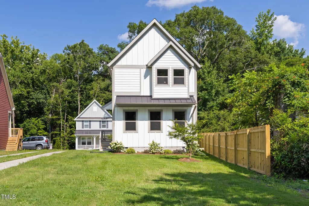1448a Maplewood Drive, Durham